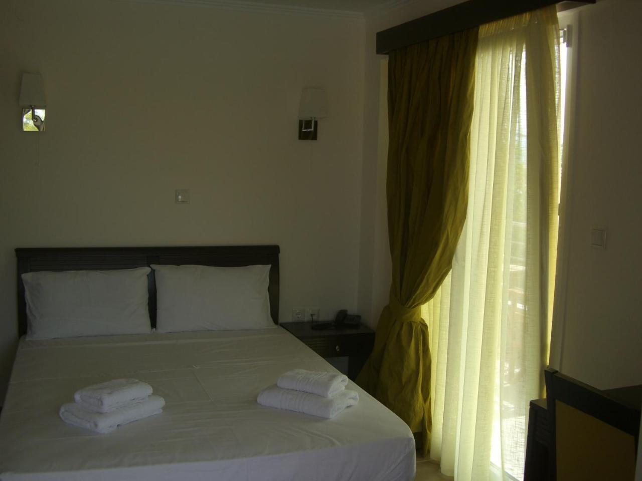 Ammos Bay Hotell Ammoudia Rum bild